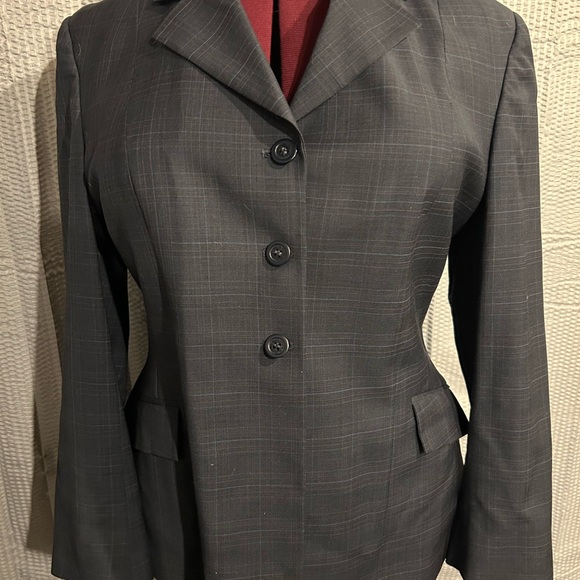 16S RJ Classics Navy Hunt Coat. - Picture 6 of 7